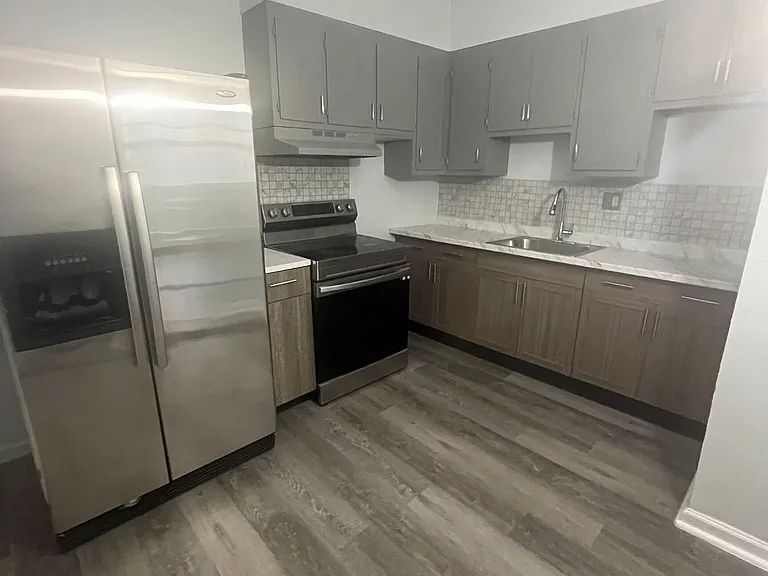 169 Hillside Ave #3B — Photo 1