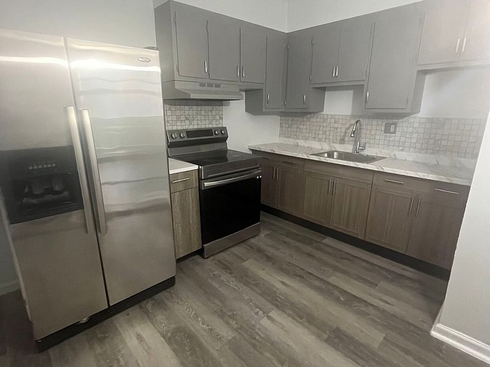 1st image of 169 Hillside Ave #3B