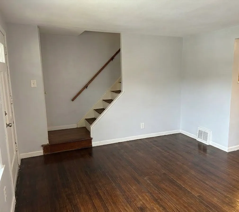 2 bed, 828 sqft, $1,250 — Photo 2