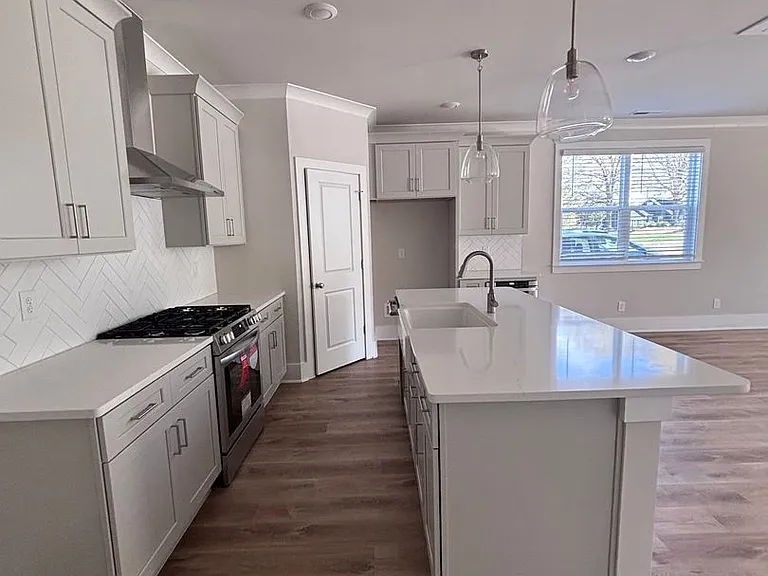 4630 Dogwood Pl — Photo 6