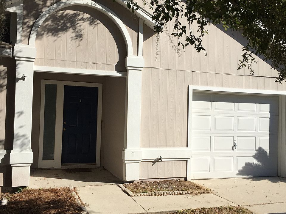 1st image of 3243 NW 25th Ter