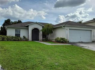 2511 23rd St SW, Lehigh Acres, FL 33976