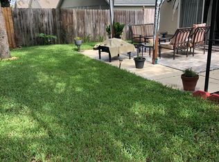 2212 Merry Rd, Tavares, FL 32778