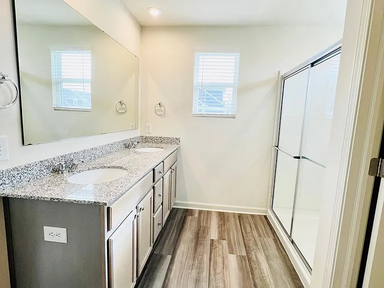 13405 Dewpoint Ln — Photo 24