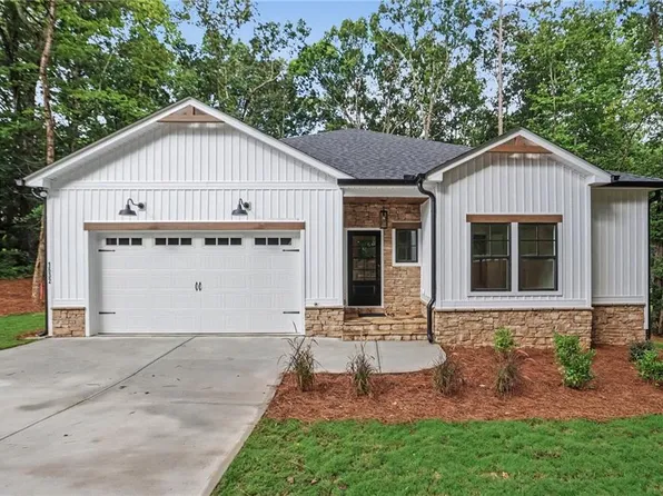1632 McClung Rd, Hiram, GA 30141