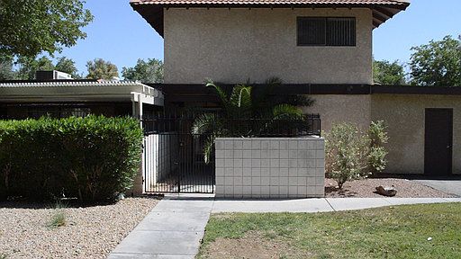 1st image of 5096 Village Dr