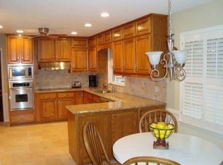 205 W Spalding Dr NE, Sandy Springs, GA 30328