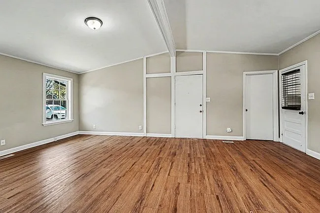 513 Saunders Pl #A — Photo 5