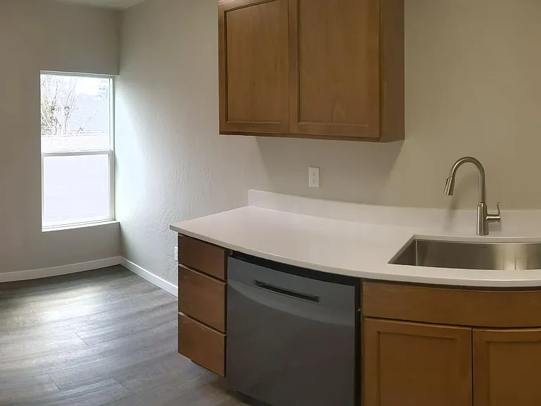 717 N 9th St #3 — Photo 4