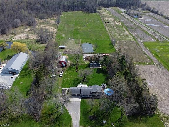 2nd image of 41029 Forks Rd