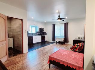 19316 Parthenia St #A, Northridge, CA 91324