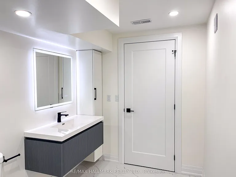 22 Direzze Ct #LOWER LEVEL — Photo 10