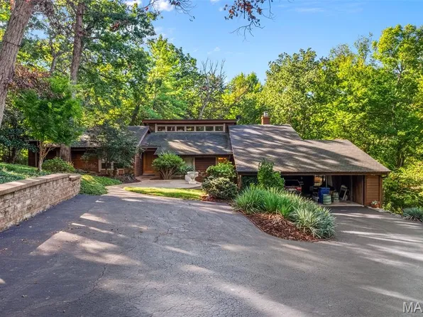 770 Straub Rd, Chesterfield, MO 63017