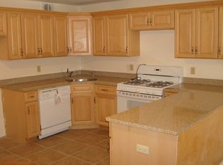 7111 Cooper Ave APT 3, Glendale, NY 11385