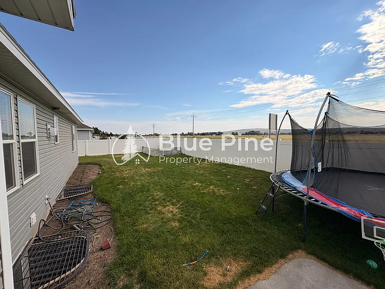 1890 Mesa Canyon Dr — Photo 31