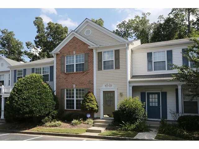 1175 Whitestone Rdg photo 1