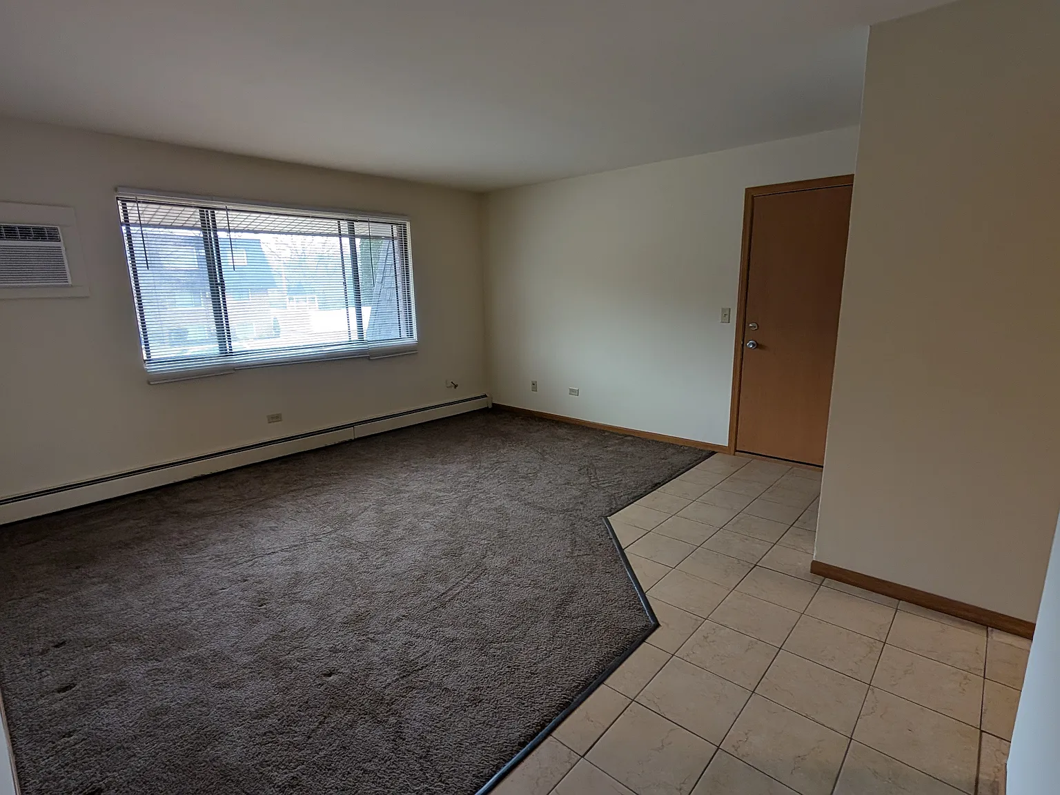 1144 Royal Blvd — Photo 4