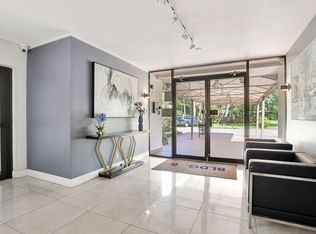2751 N Palm Aire Dr APT 304, Pompano Beach, FL 33069