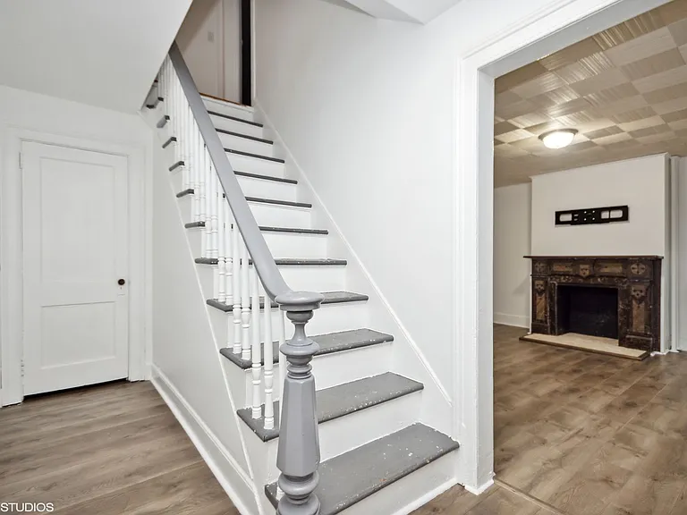 145 Chambers St — Photo 3