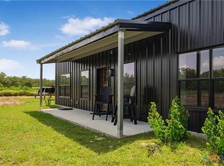 862 Baecker Rd, Goliad, TX 77963