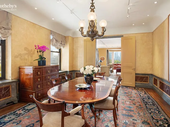 435 East 52nd Street 2/3F image 3 of 17