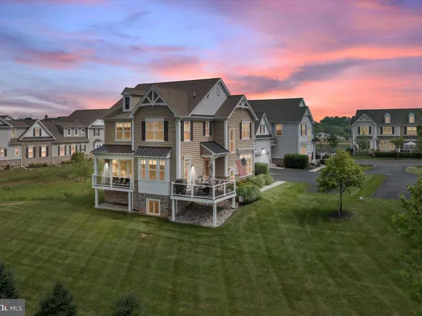 1103 Summit Dr, Royersford, PA 19468