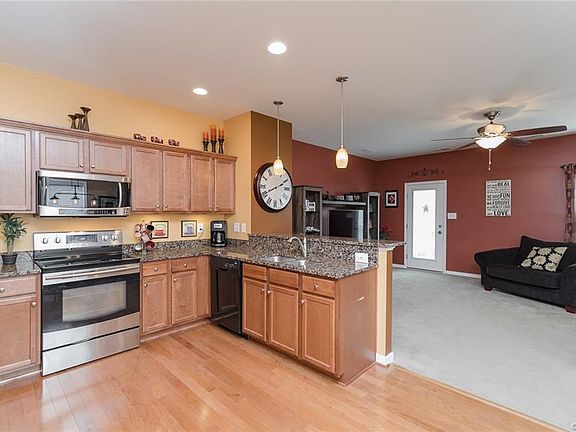 5th image of 7400 Washington Arch Dr #7400