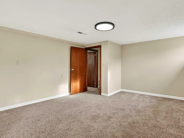 3234 SE Cesar E Chavez Blvd — Photo 14