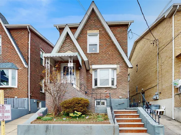 11945 27th Avenue, College Point, NY 11354