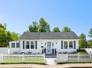 38 Spring St, Mansfield, MA 02048