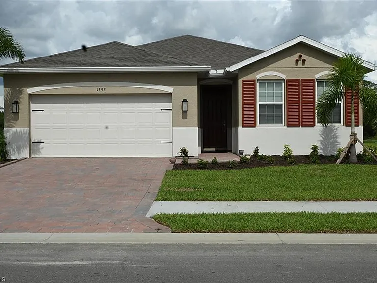 1393 Remington Trace Dr — Photo 1