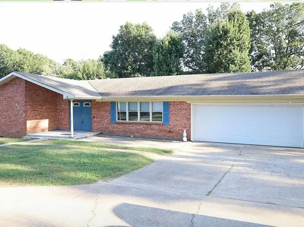 4900 McPhill Dr, Paragould, AR 72450