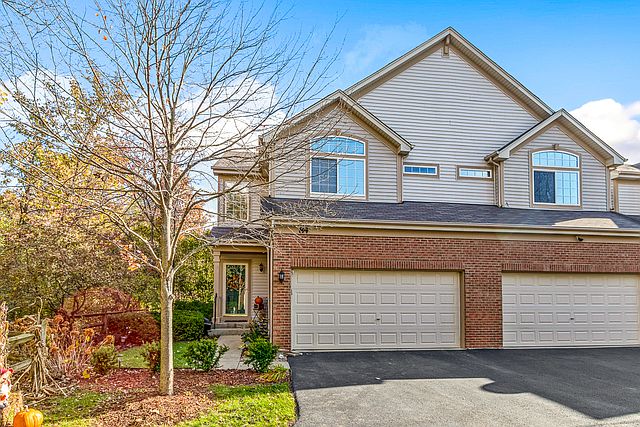 1st image of 84 Southwicke Dr #84