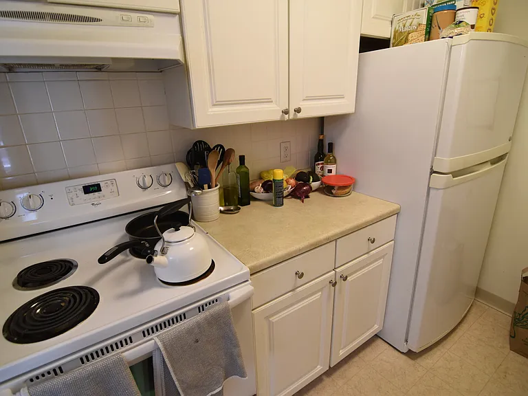 81 Pleasant St #66 — Photo 4