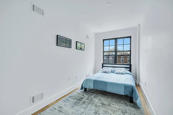 Rented by Brick Real Estate | media 22