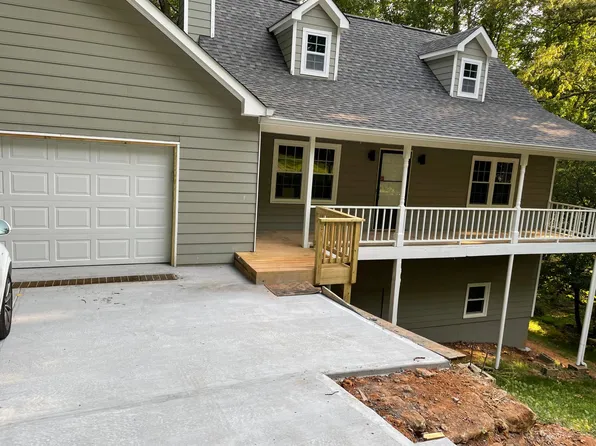 303 Winchester Way, Woodstock, GA 30188
