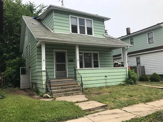 1624 59th St photo 1