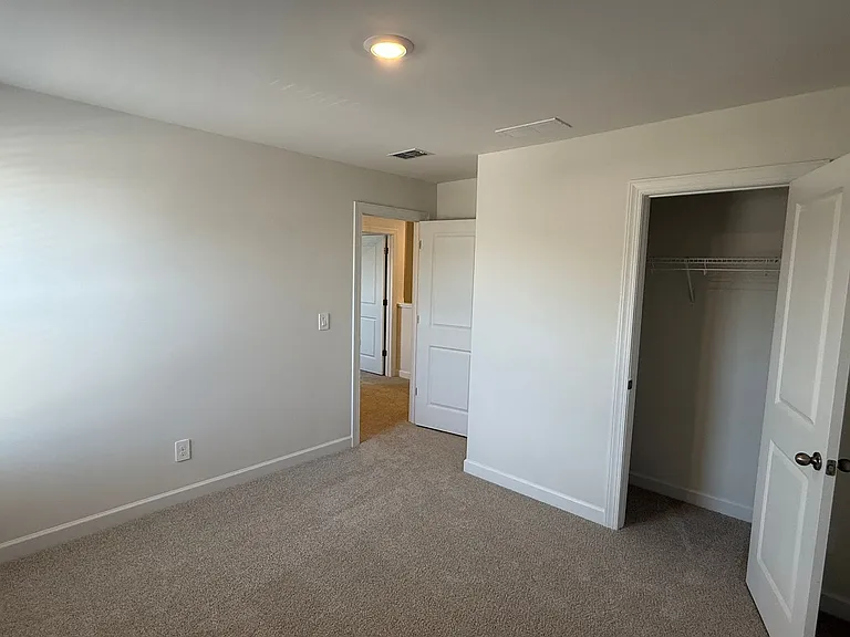436 Luna Ln — Photo 13