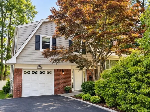 15 Carter St, Norwood, NJ 07648