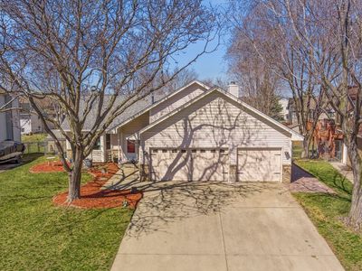7175 Upper 157th St W, Apple Valley, MN, 55124