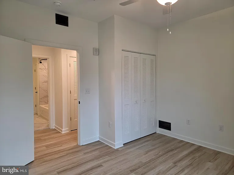 102 Hanover St #204 — Photo 14