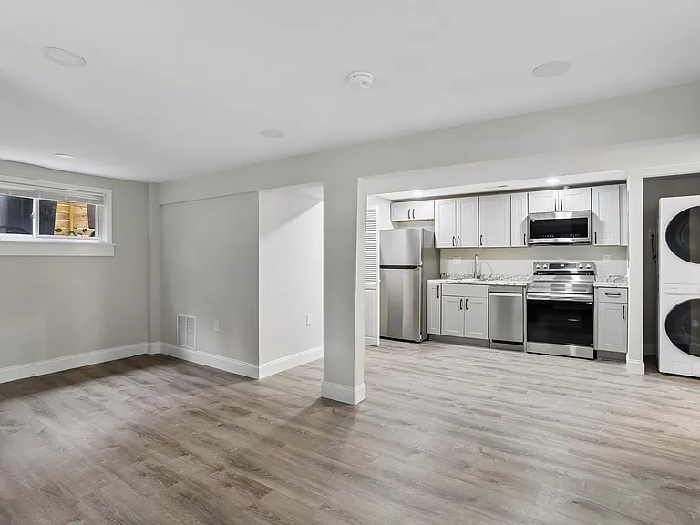 203 Woodland Rd — Photo 15
