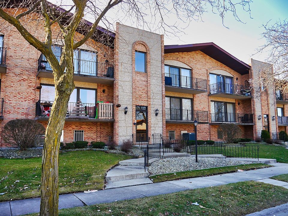1st image of 4117 W 93rd Pl APT 2C