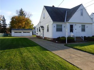 16204 Friend Ave, Maple Heights, OH 44137