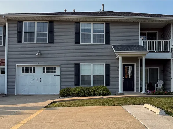 102 Essex Ln Unit 9, Savoy, IL 61874