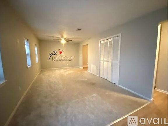 2nd image of 503 NE Florence Ave #A