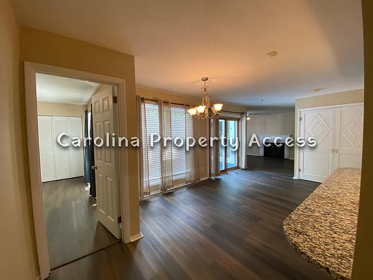 102 Polks Pl — Photo 11