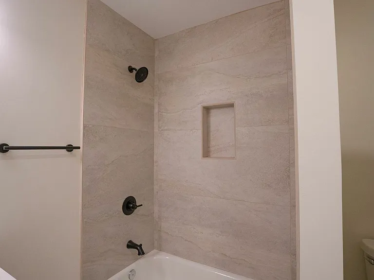 1038 S Westmoreland Ave #1 — Photo 14