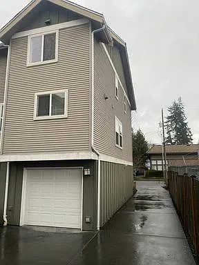 Building Photo - 12530 26th Ave NE