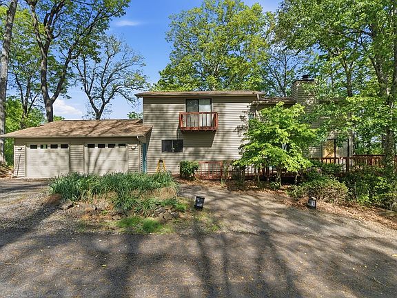 4th image of 860 Frog Pond Rd